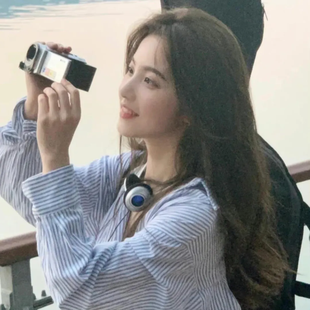 到了联谊会上发现连一个女生都没有